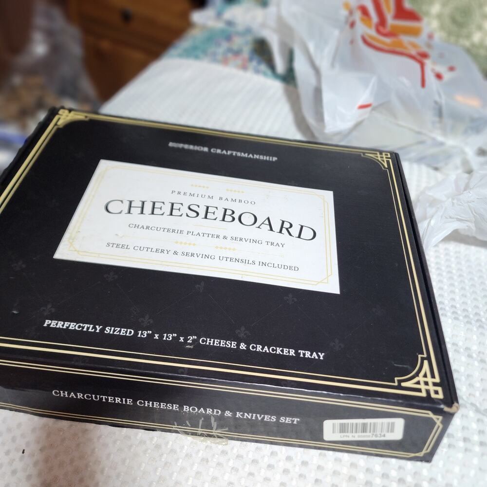 SMIRLY NWT CHEESEBOARD CHAR CUTERIE BOARD SET WITH UTENSILS